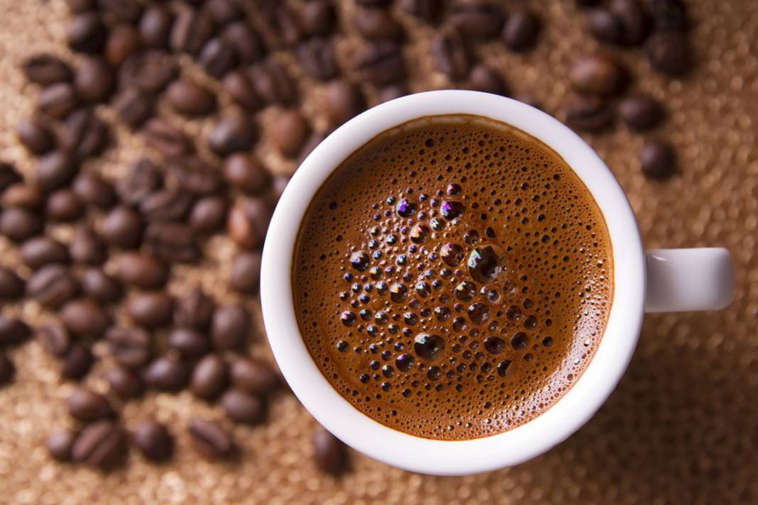 Kahve araştırması: Hangi saatte içilirse ömrü uzatıyor? 4